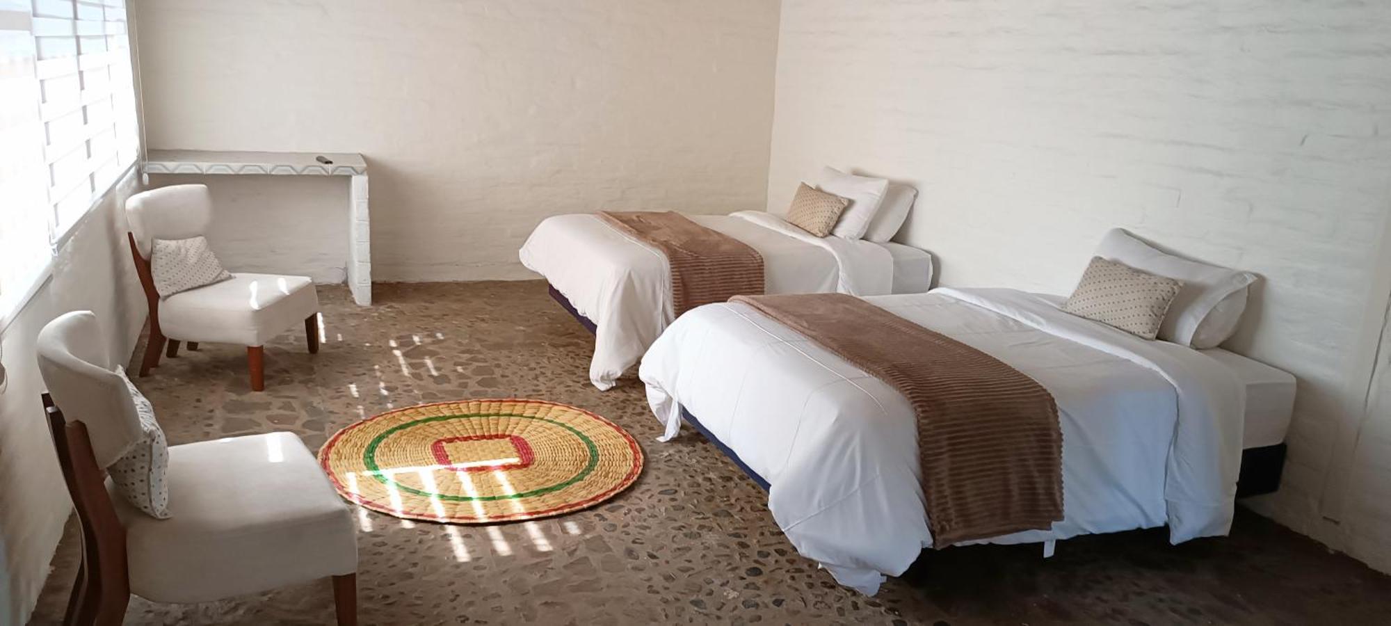 Rustic Quinta La Aurora Bed & Breakfast Banos  Bilik gambar
